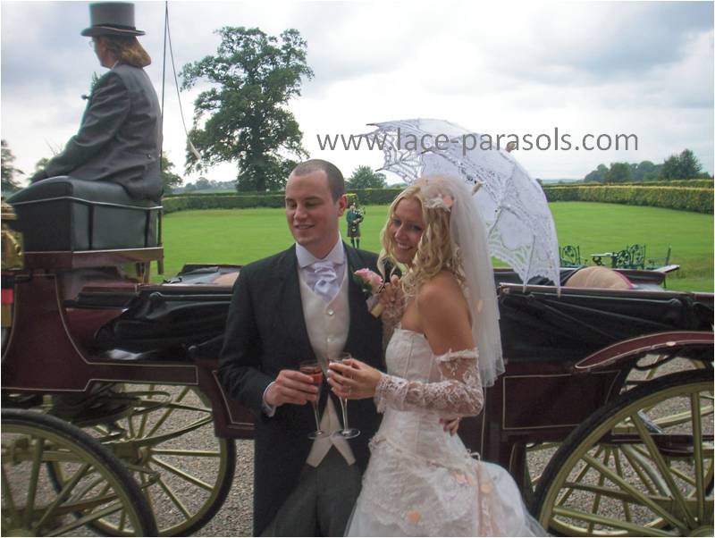 Georgia parasol in white